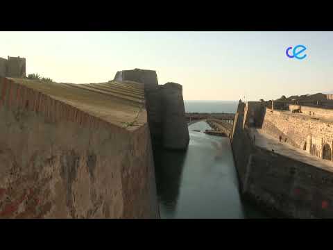 El dragado del foso, sin fecha a la espera de retoques en el proyecto y el visto bueno de Costas