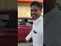 حبوبة يسقط سيارة من الرصيف 