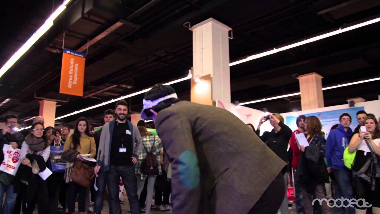 Mr Bean plays Dubstep Bass - Moobeat