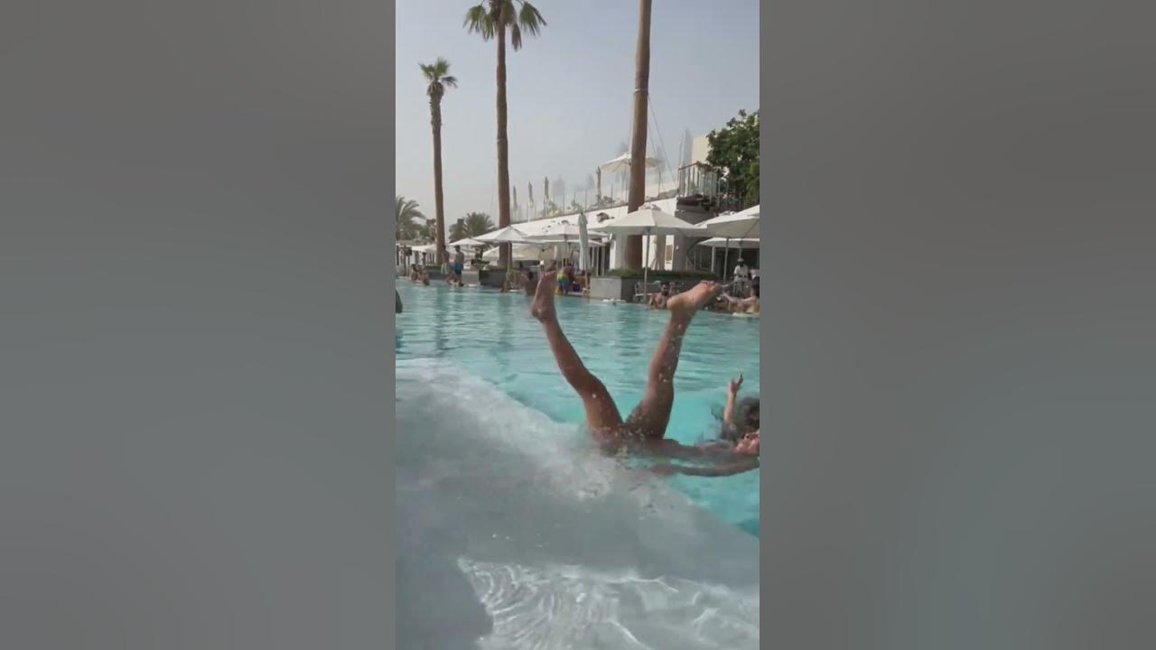 splits-and-fall-just-because-i-am-on-vacation-mode-cath-shorts