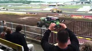Grave Digger donut competition @ Syracuse