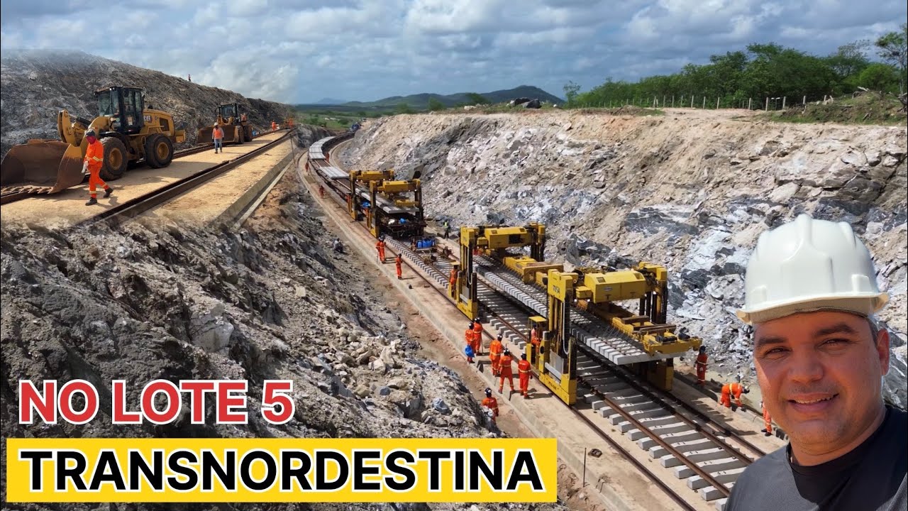 Obras Transnordestina Carregadeira puxando os trilhos e colocações dos dormentes￼