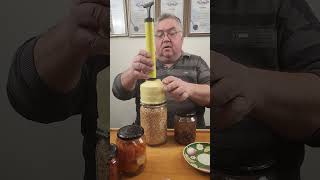 2250 Вакууматор для хранения продуктов и консервирования в стеклянных банках с винтовой крышкой ТО82