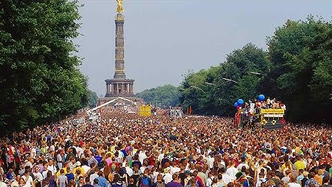 Loveparade - Zombie Panic Source Clips 52