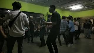 DJ BISANE MUNG NYAWANG (NELLA KHARISMA) || GOYANG MAHASISWA SUMBA_JOGA😮😮 JANGAN KASIH KENDOR😛😜