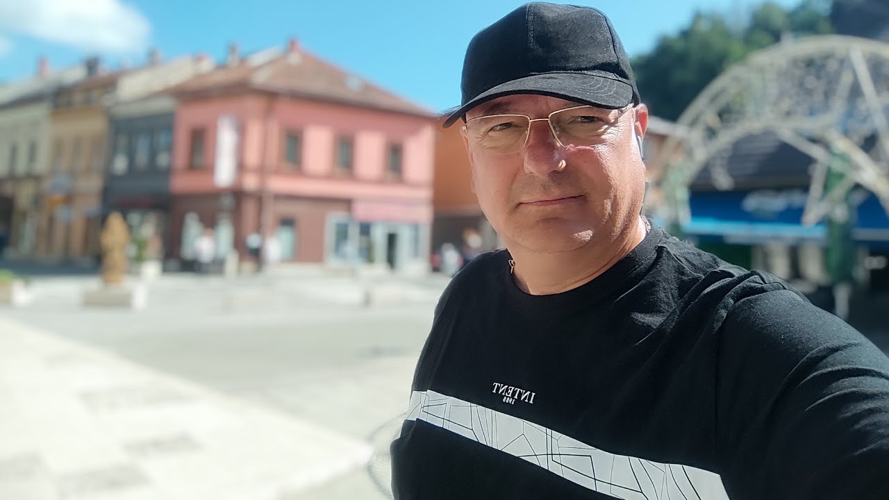 DOBRO JUTRO DOBRI LJUDI. LIJEP POZDRAV IZ TRAVNIKA.