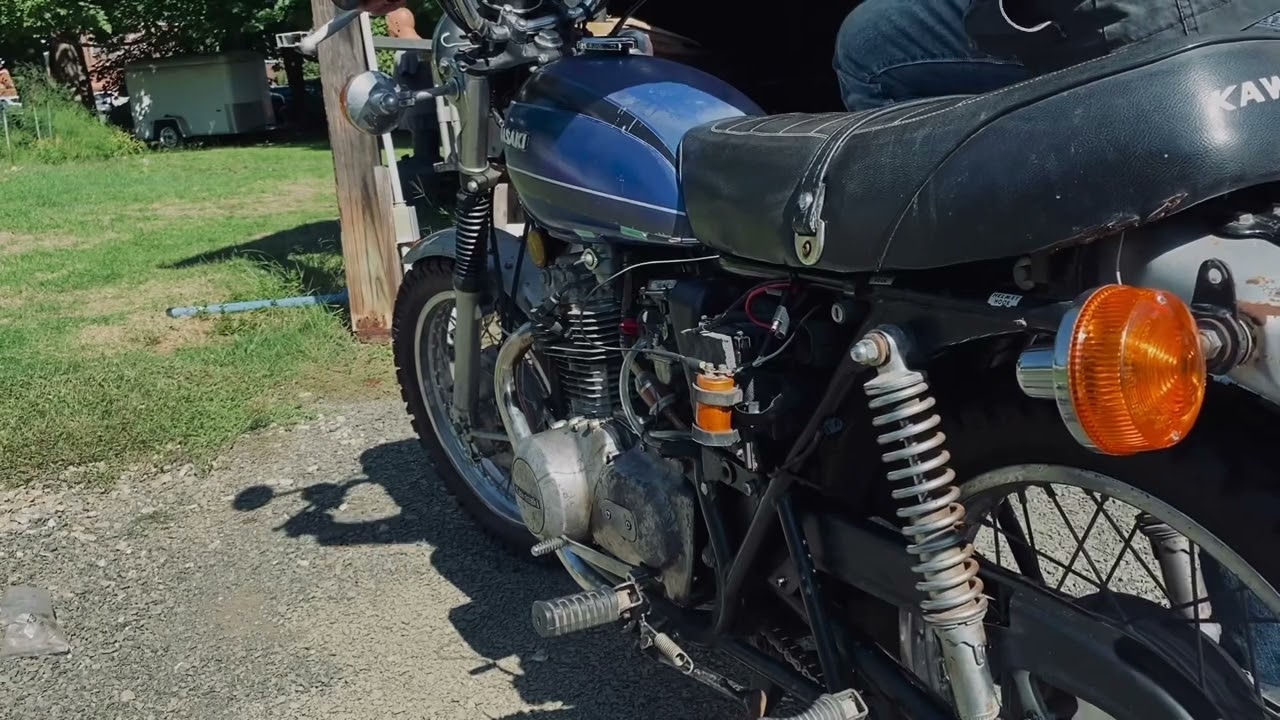 Running a Motorcycle Without a Battery | Using a Capacitor to Delete Battery KZ400