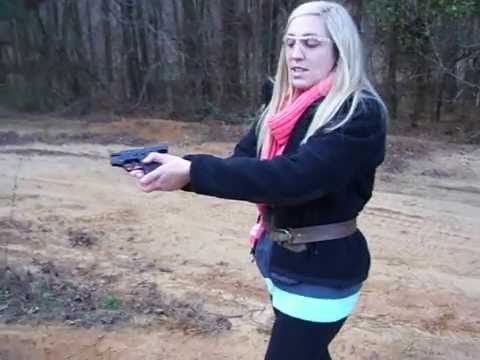 Shotgun Barbie Shoots Her New 380 Smith Wesson Bodyguard Youtube