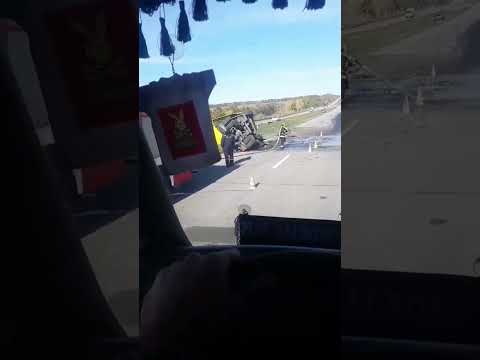 Жестко разложился #дальнобой #дальнобойукраина #volvofh #dafxf105 #дтп