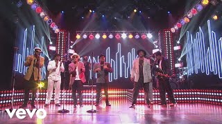 Mark Ronson - Feel Right (Live on SNL) ft. Mystikal