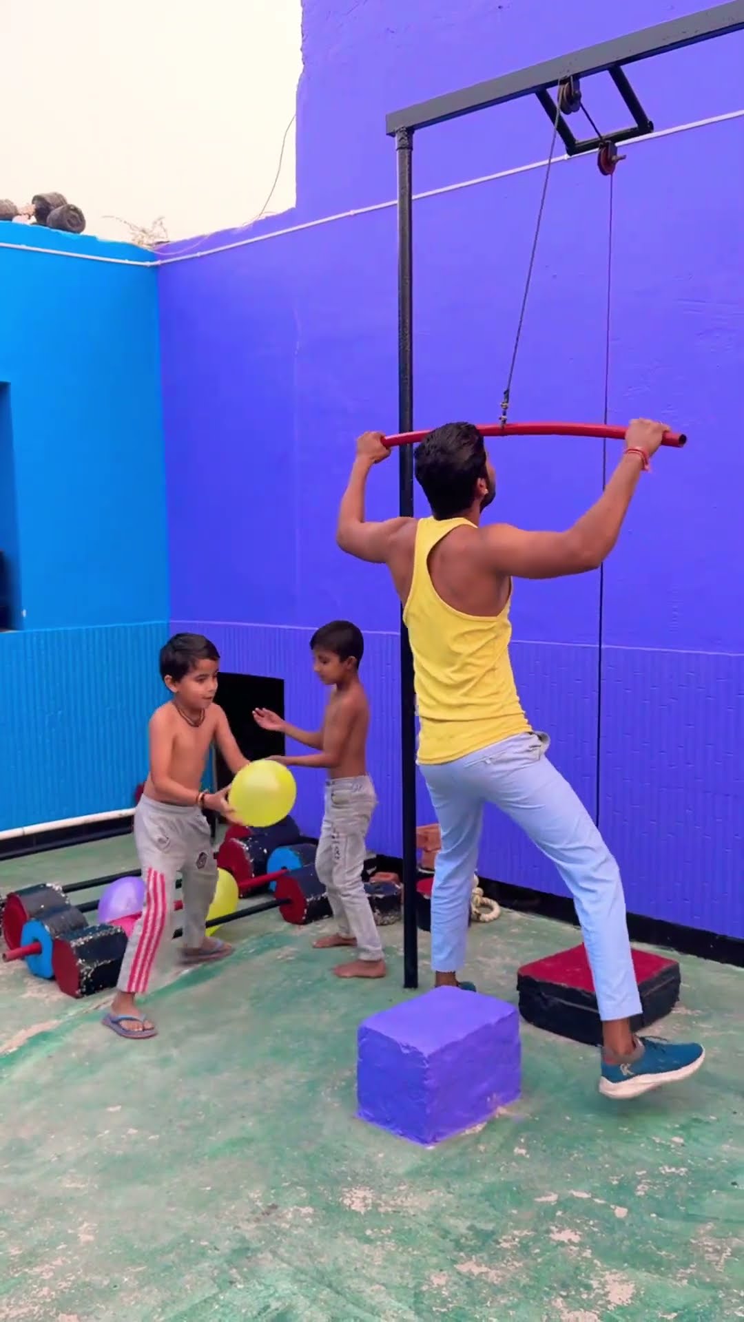 Look at the happiness brother! ??? #shortvideo #funnyvideo #funny