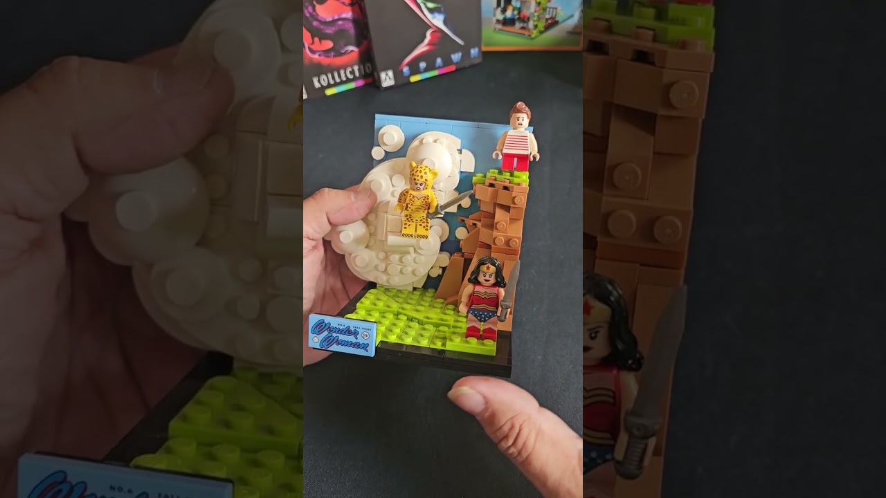 Lego 77906 Wonder Woman Unboxing and Review - YouTube
