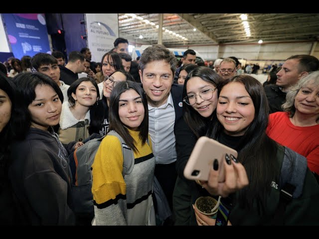 Apertura de la 1° Expo Industrial Educativa “Puente al Futuro” en Ezeiza