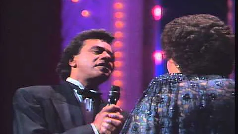 Johnny Mathis & Patti Austin - Baby come to me - L...