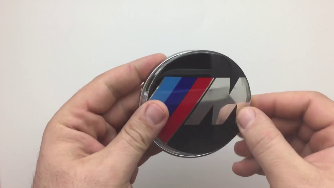 Эмблема на капот BMW 5-я серия F10, F11, F07 M 82 мм