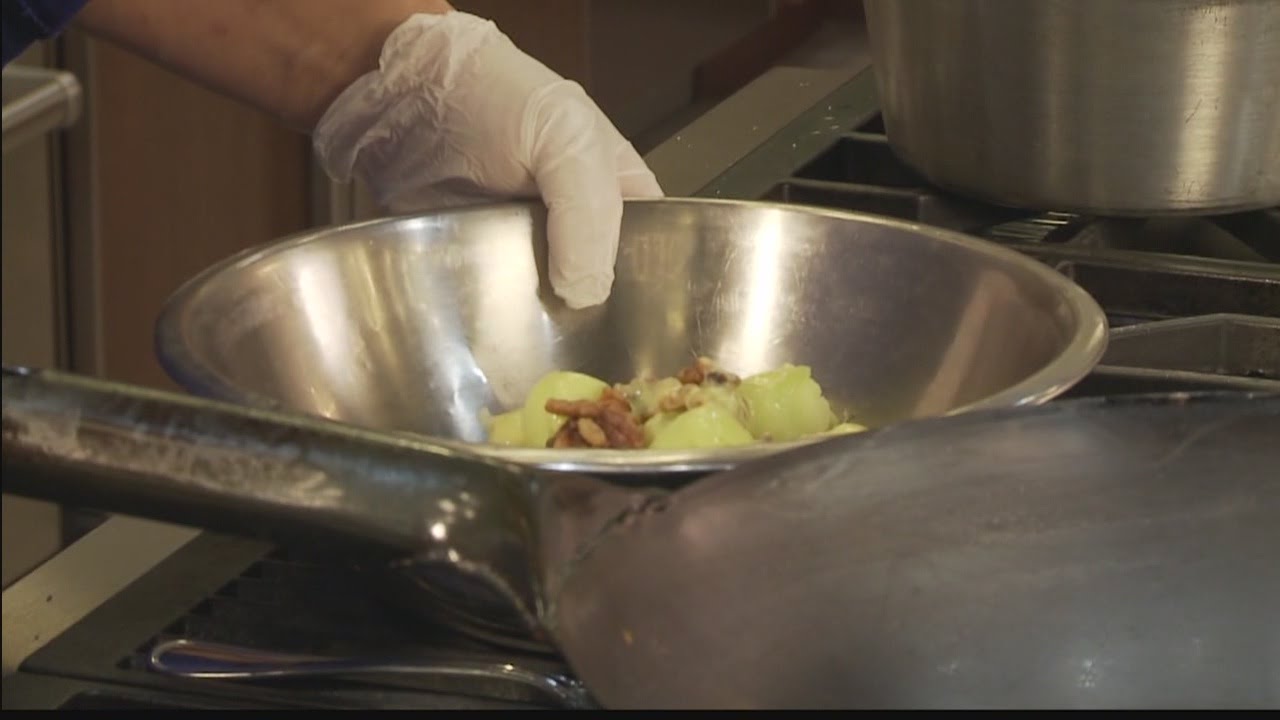 Hawaii's Kitchen: PF Chang's (1)