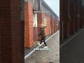 Упирается она знатно