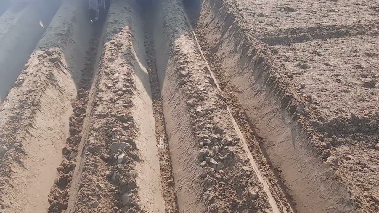 mahindra575 di with 4 line potato planter