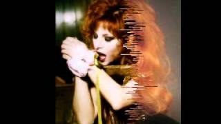 Mylene Farmer - Slipping Away (Crier La Vie)