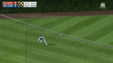 MIA@CHC: Coghlan makes a diving catch with runners on