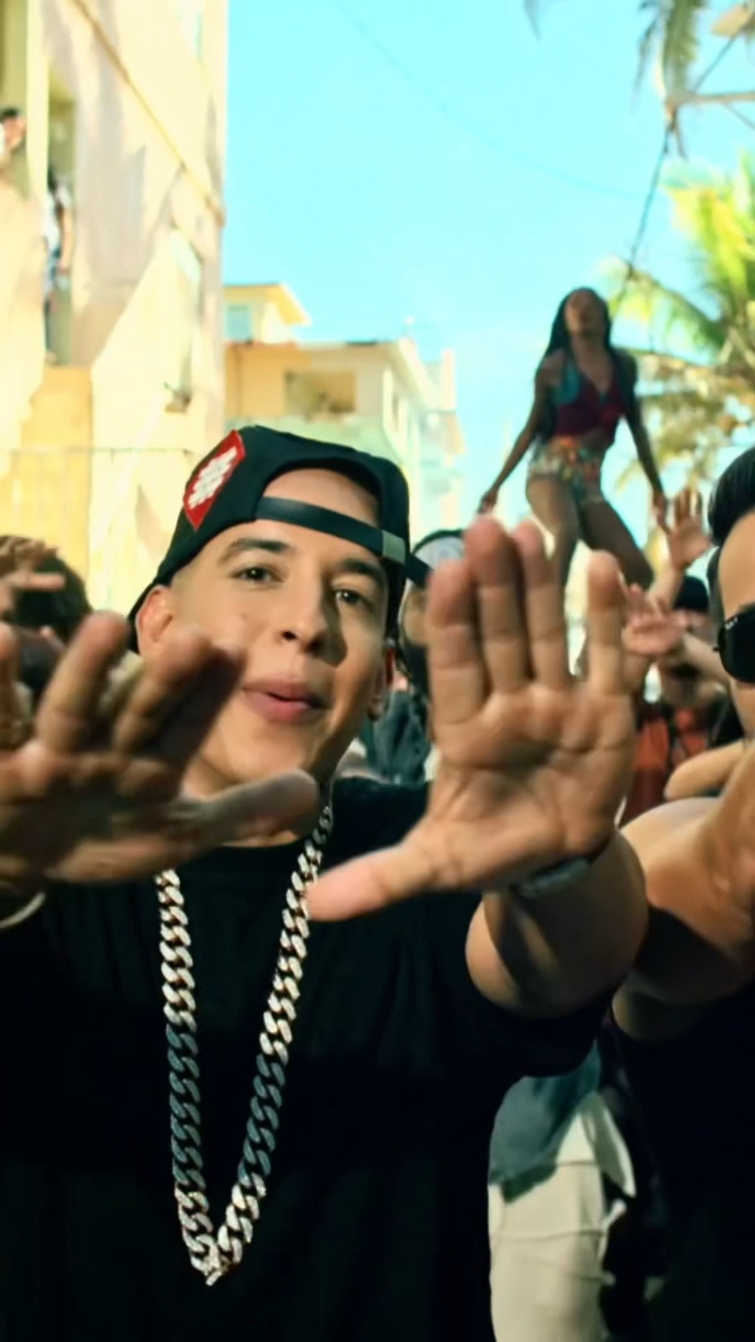 Hoy 13 de enero cumplimos 7 años del lanzamiento de #despacito junto a @luisfonsi