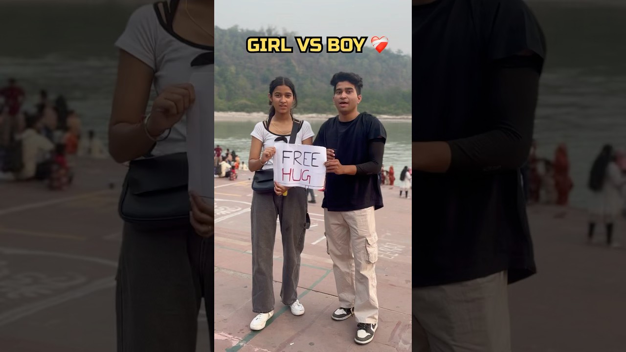 Girl vs boy free hug 🫂