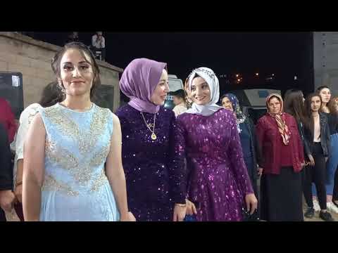 kız evinde yapılan kinagecesi Kilis MUSABEYLİ senikce köyü.!!!POLATSAZ GRUBU MAHMUT