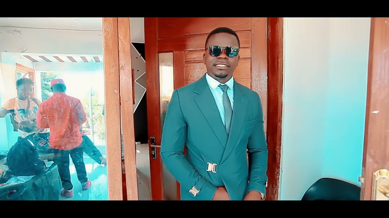 Moises Maraquil ft Leo Junior e Good Boy Obrigado Jesus