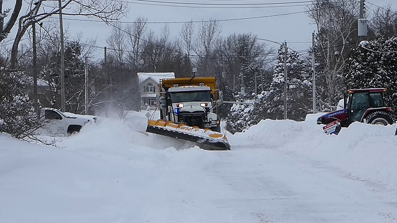 Fast MACK Snow Plow Residential SNOW REMOVAL