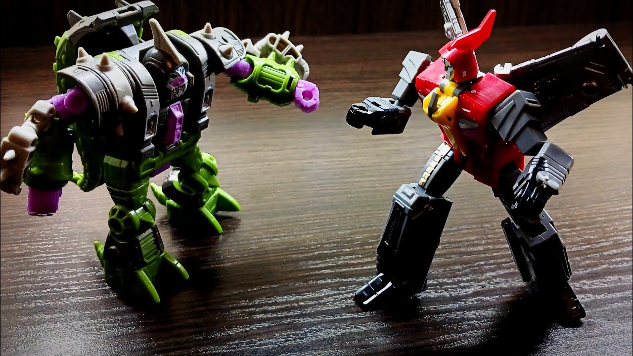 Allicon vs Swoop. Transformers stop motion - YouTube