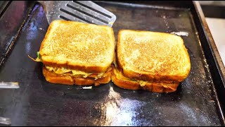 케첩과 설탕의 환상비율! 햄치즈 토스트,굽는 방식이 기발한 토스트 맛집 / Korean Popular Ham cheese toast / korean street food