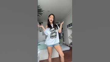 Did YOU expect that?! 😱👀👯‍♀️ #youtubeshorts #dance #viral #trending #fyp #shorts