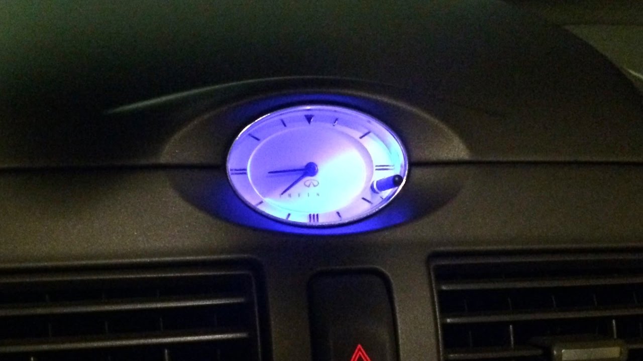 2001 Infiniti I30 Clock Light Replacement