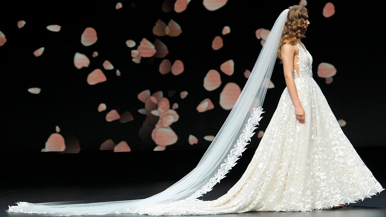 Yumi Katsura | Bridal Spring 2021 | Barcelona Bridal Fashion Week