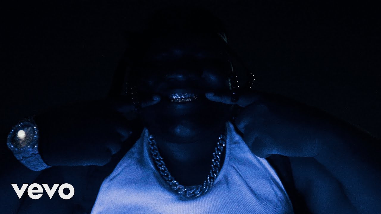 BigBankRob - Put Up (Official Music Video) auf YouTube ansehen BigBankRob - Put Up (Official Music Video) auf YouTube ansehen