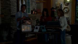 Sister Road by JG Metal Lantern with 3 LED Candles on QVC screenshot 2