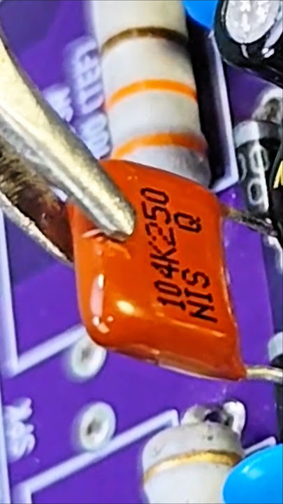 Kapasitor Mylar dengan kode pada badan, satu, nol, empat #cara #nilai #mylar #kapasitor #elektronik