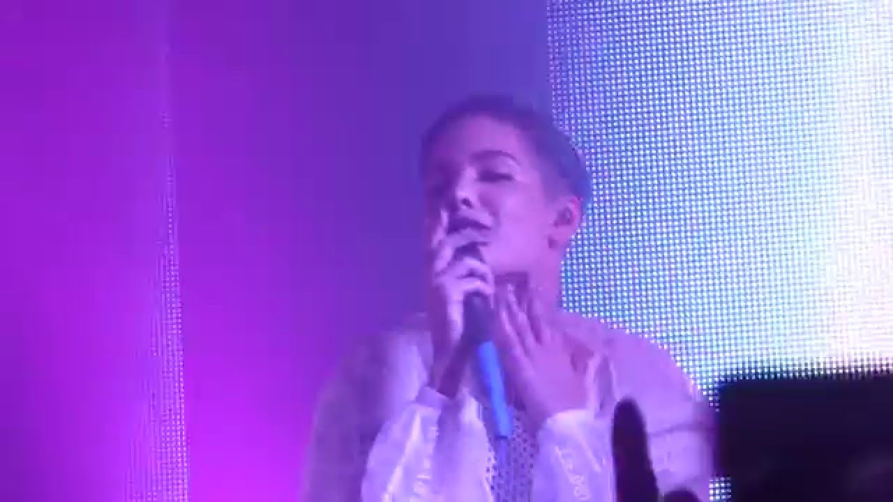 Halsey - Gasoline LIVE HD (2015) Badlands Record Release Show