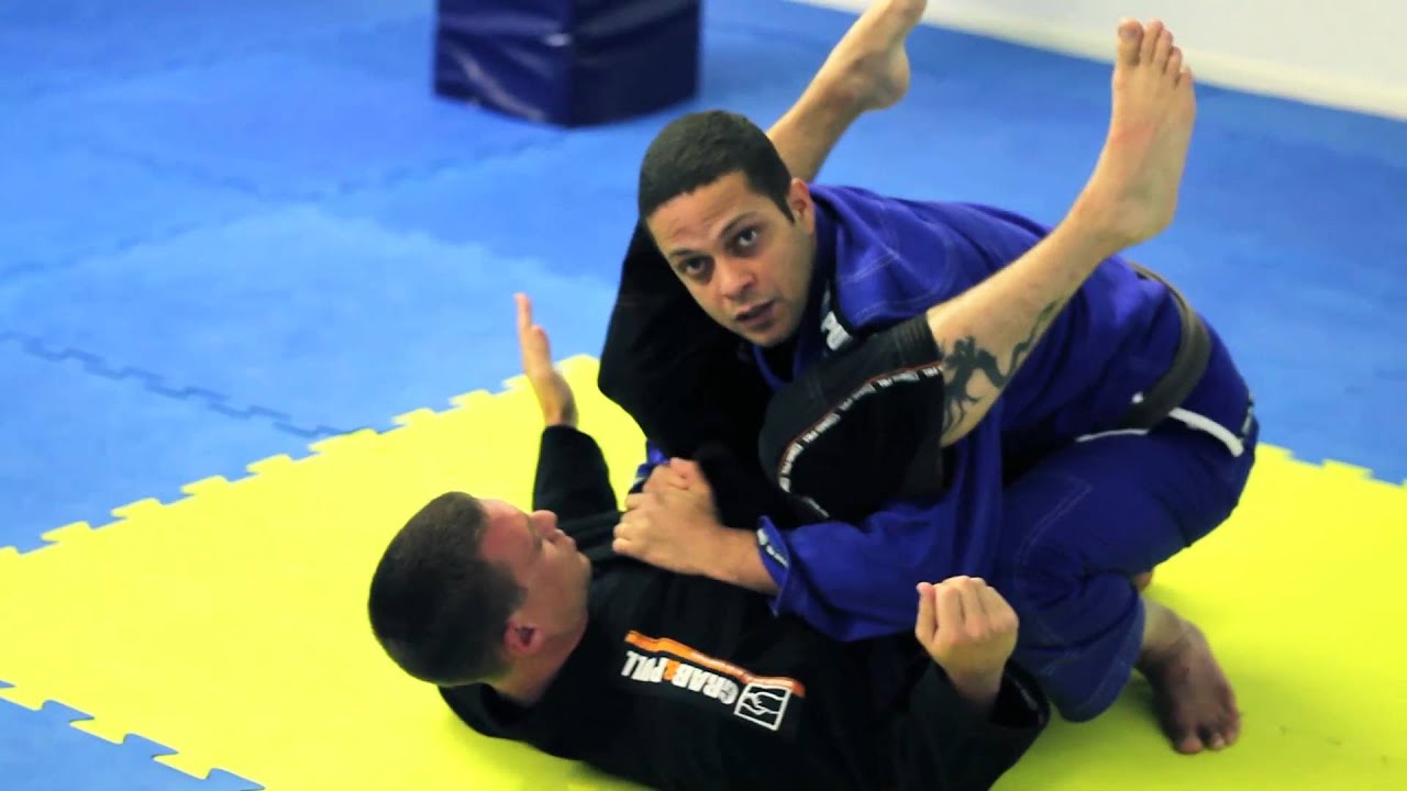BJJ Lesson 03 Double Under Guard Pass with Collar Choke Brighton