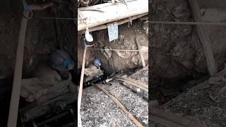 Coal miner in coal mining 26. #coal #minecraft #workers #underground #viralvideo #ytshorts #shorts
