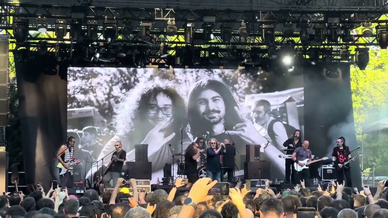 Pentagram - Gündüz Gece (İstanbul Life Park Headbangers’ Weekend, 04.07.2025)