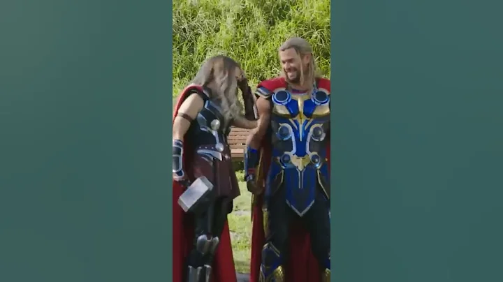 Thor Love and Thunder cast goofing off on set #shorts - DayDayNews