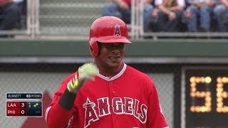 LAA@PHI: Aybar hammers a double to score Pujols