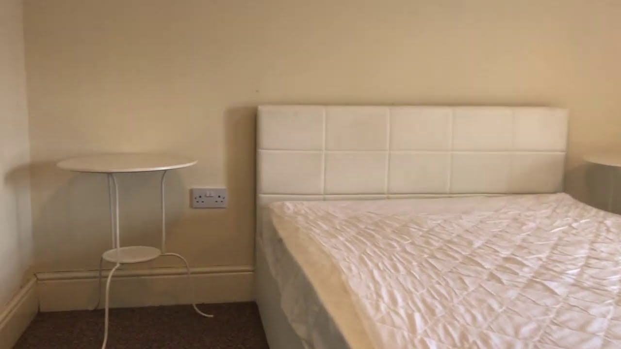 Garth Road, Bangor, Gwynedd, LL57