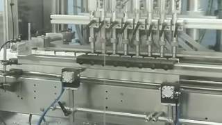 Full automatic eight nozzles liquid filling machine