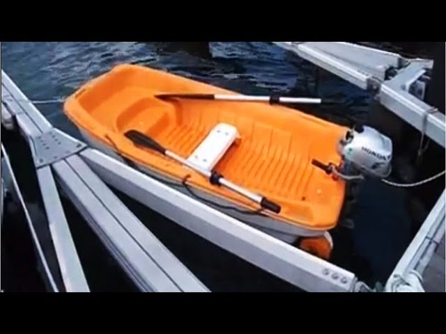 スポーツヤック　245 ボート　プラスチック　2馬力