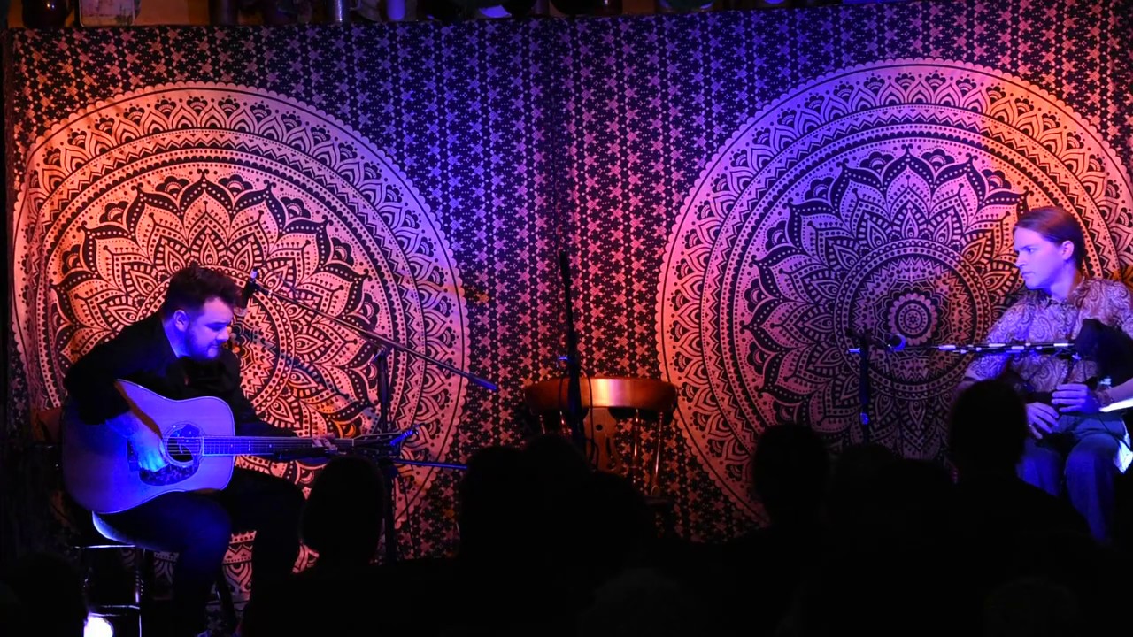 Malin makes Music, 'live' at the Old King's Head, Belper