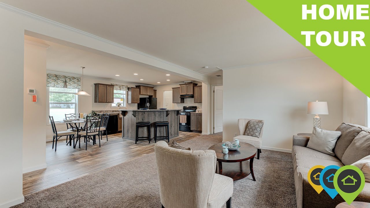 Take A Tour Of This NEW Manufactured Home Courtesy of Phil & Lee's