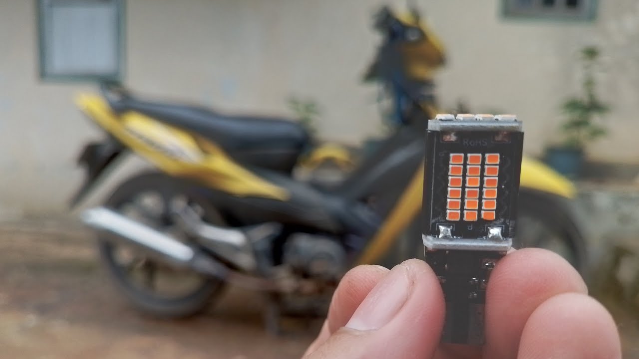 PASANG LAMPU SEIN LED DI HONDA REVO LAMA / REVO RAMPING