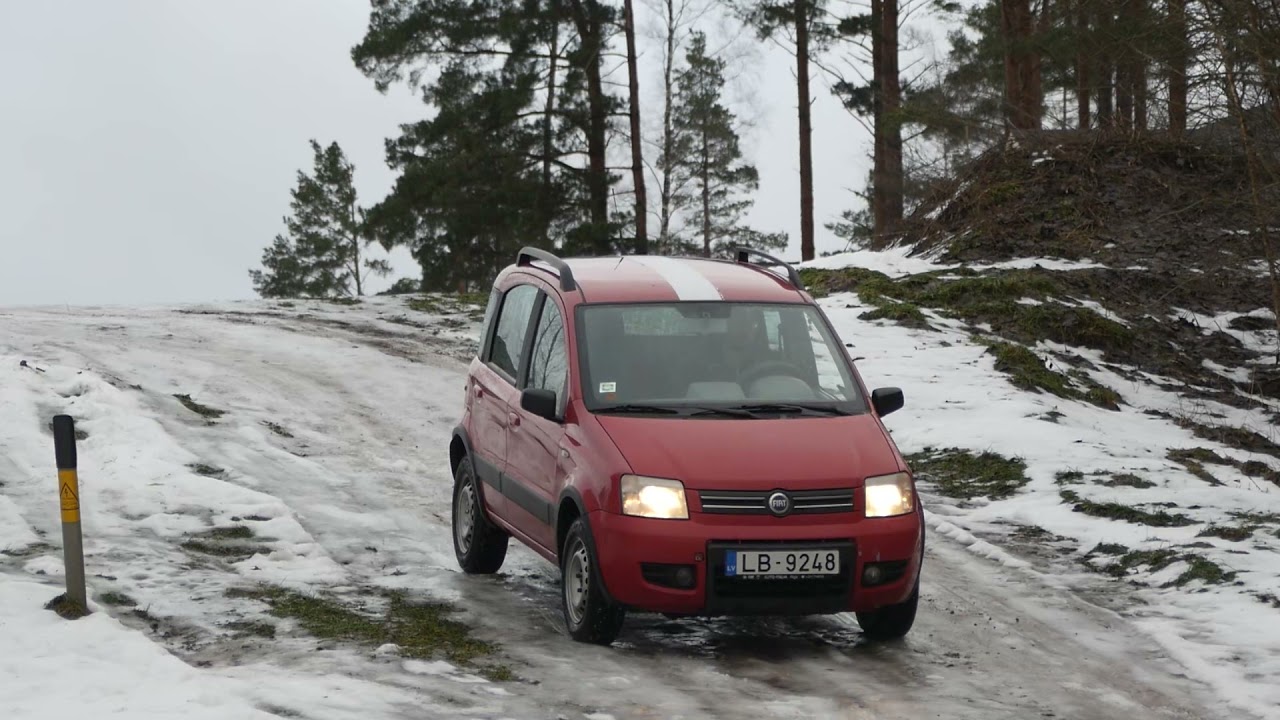 Fiat Panda 4x4 vs icy hill.